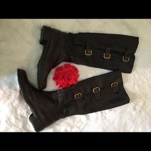 Stuart Weitzman Knee-high boots with buckle accent